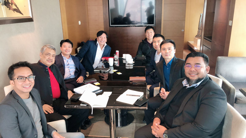 �п�ʯ�Ͷ����L(zh��ng)��ѩ���c�R��(l��i)����һ��һ·���޹�˾�̄�(w��)ǢՄ